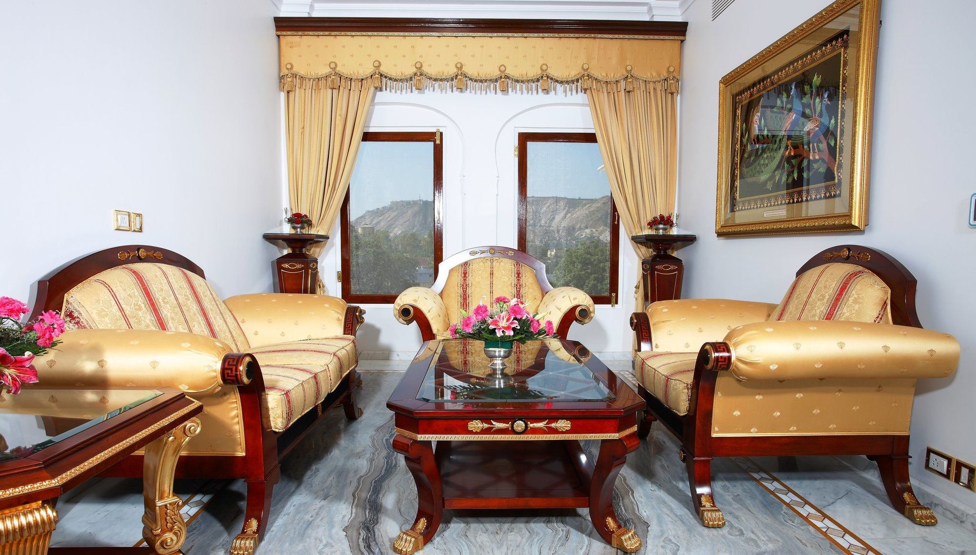 The Raj Palace Jaipur Exterior photo