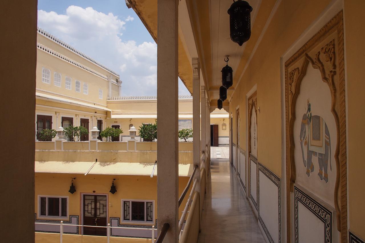 The Raj Palace Jaipur Exterior photo